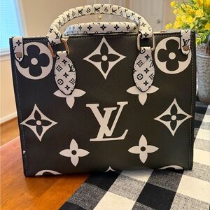 LV shoulder bag/hand bag